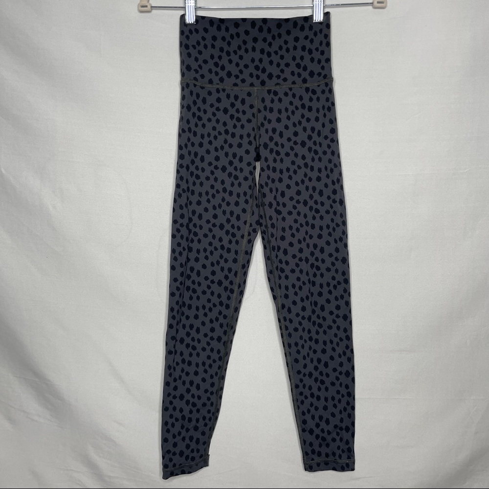 Aerie grey & black polka dot animal print leggings